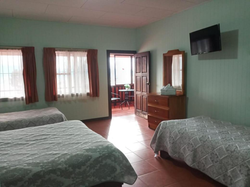 Hotel Las Brumas Cartago Ngoại thất bức ảnh