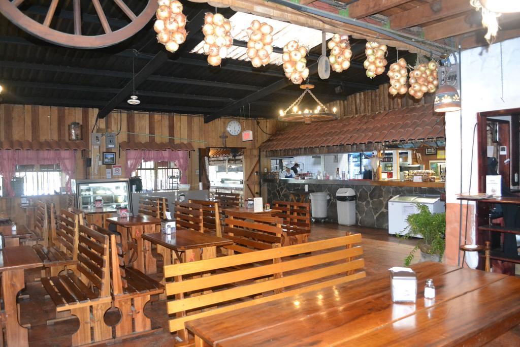 Hotel Las Brumas Cartago Ngoại thất bức ảnh