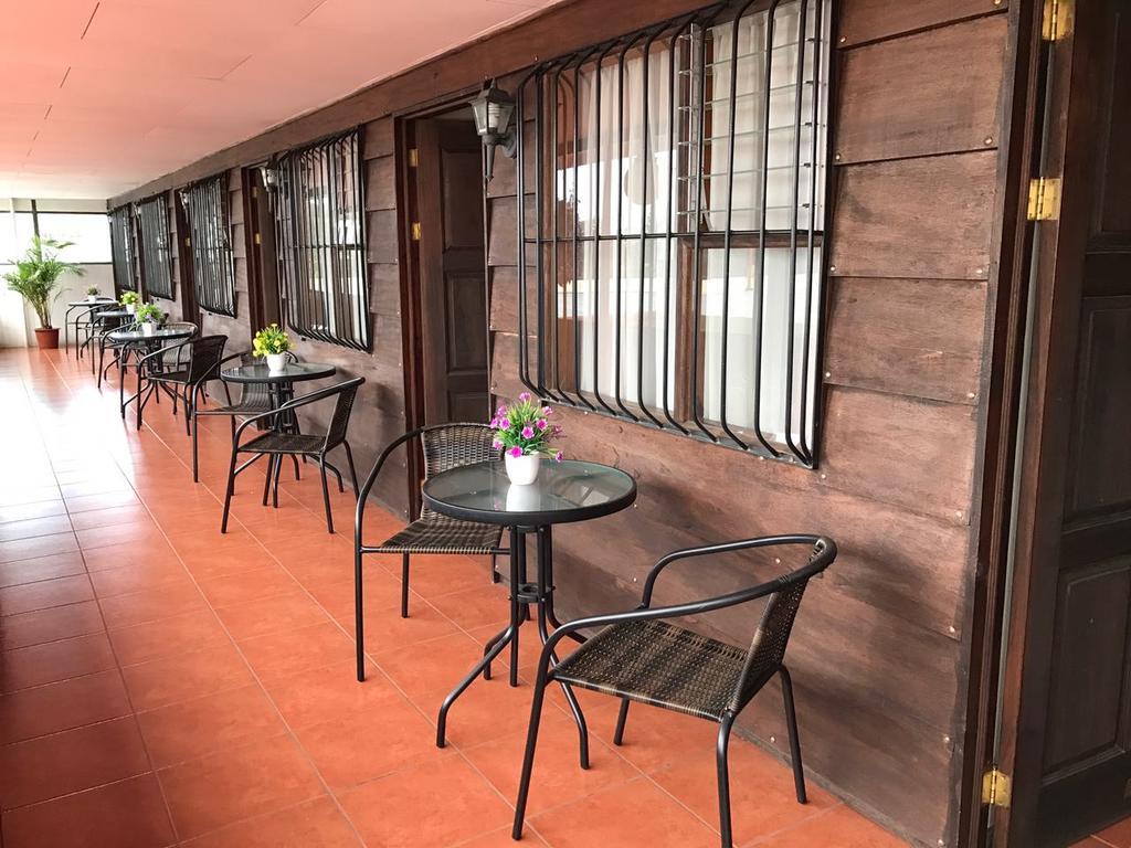 Hotel Las Brumas Cartago Ngoại thất bức ảnh