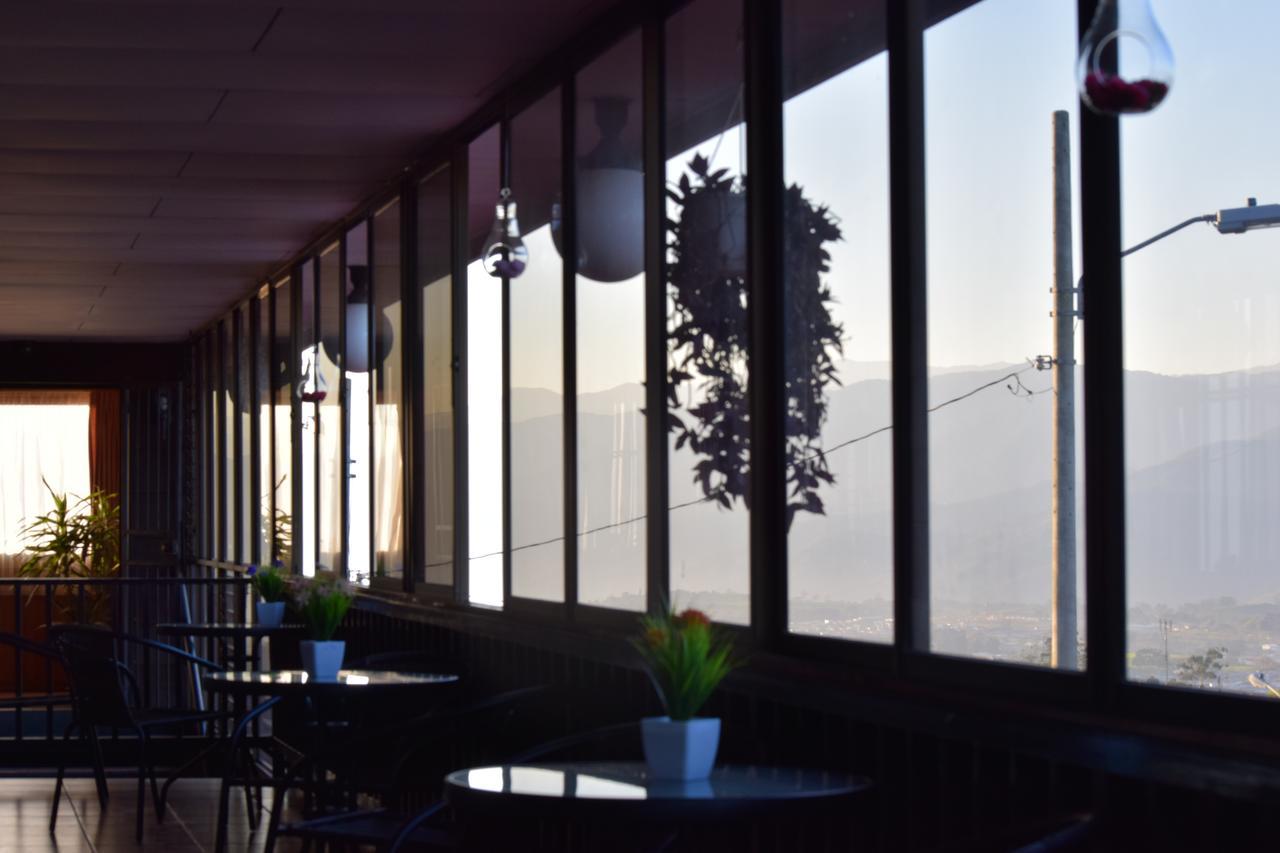 Hotel Las Brumas Cartago Ngoại thất bức ảnh
