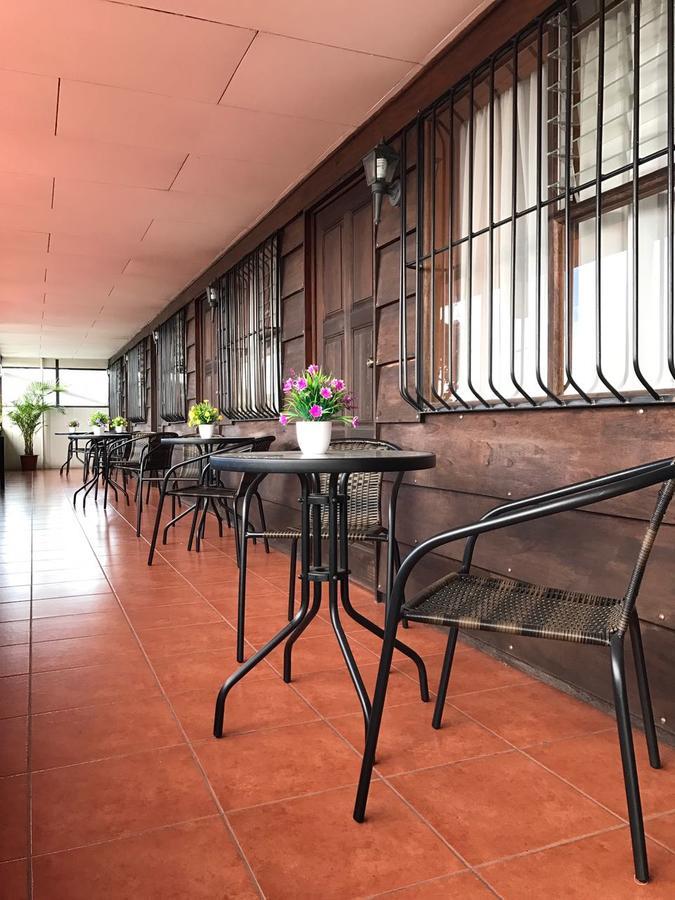 Hotel Las Brumas Cartago Ngoại thất bức ảnh